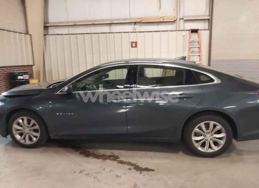 Photo 14 of 2020 Chevrolet Malibu FWD LT (VIN 1G1ZD5ST6LF070855)