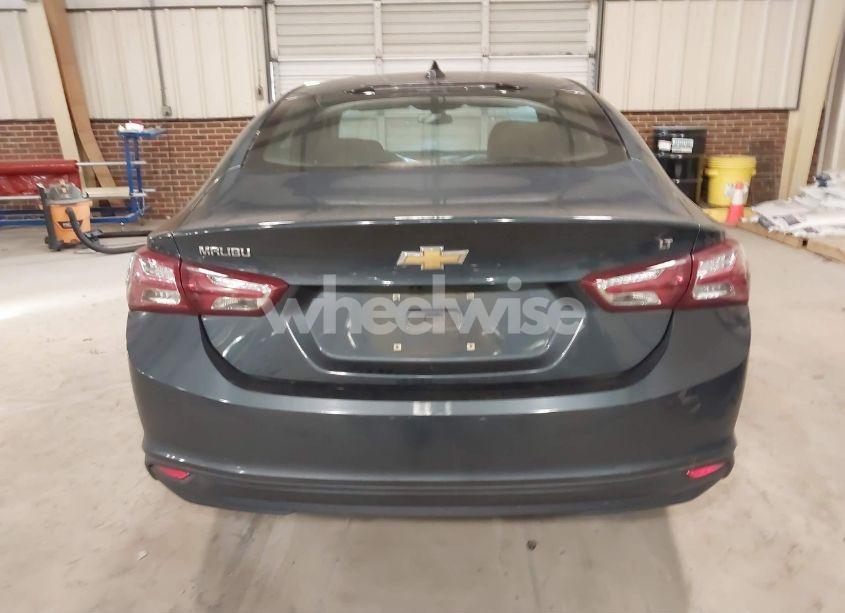 Photo 16 of 2020 Chevrolet Malibu FWD LT (VIN 1G1ZD5ST6LF070855)
