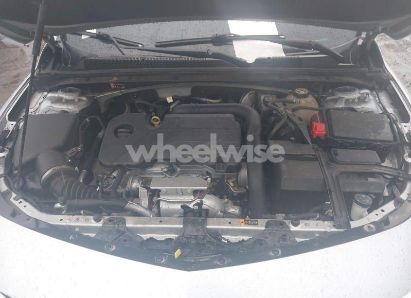 Photo 10 of 2020 Chevrolet Malibu FWD LT (VIN 1G1ZD5ST6LF088076)