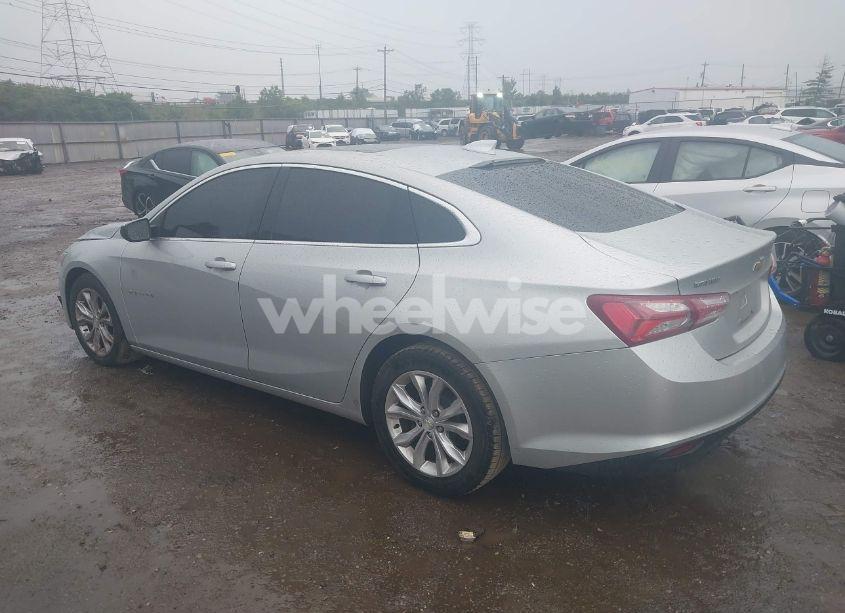 Photo 3 of 2020 Chevrolet Malibu FWD LT (VIN 1G1ZD5ST6LF088076)