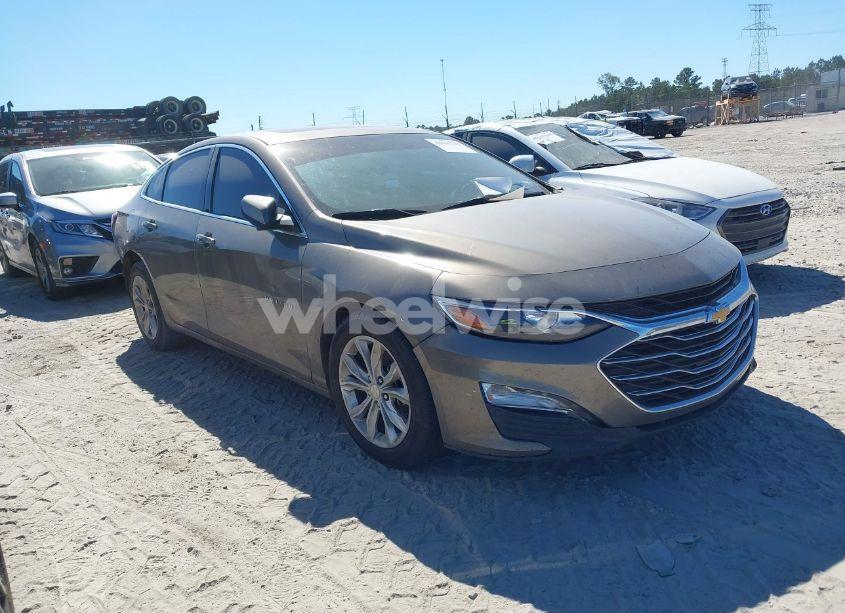 2020 Chevrolet Malibu FWD LT (VIN 1G1ZD5ST6LF088157) main photo