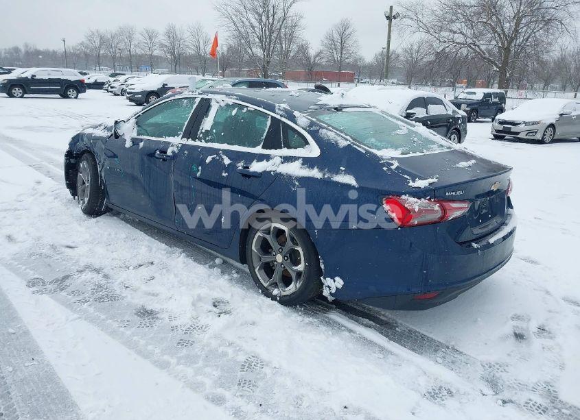 Photo 3 of 2020 Chevrolet Malibu FWD LT (VIN 1G1ZD5ST6LF127314)