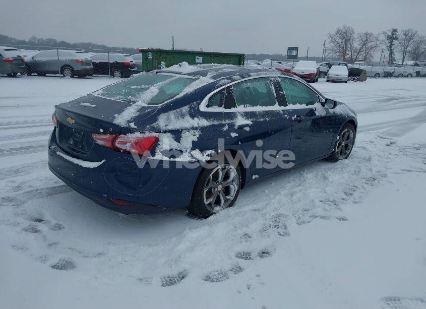 Photo 4 of 2020 Chevrolet Malibu FWD LT (VIN 1G1ZD5ST6LF127314)