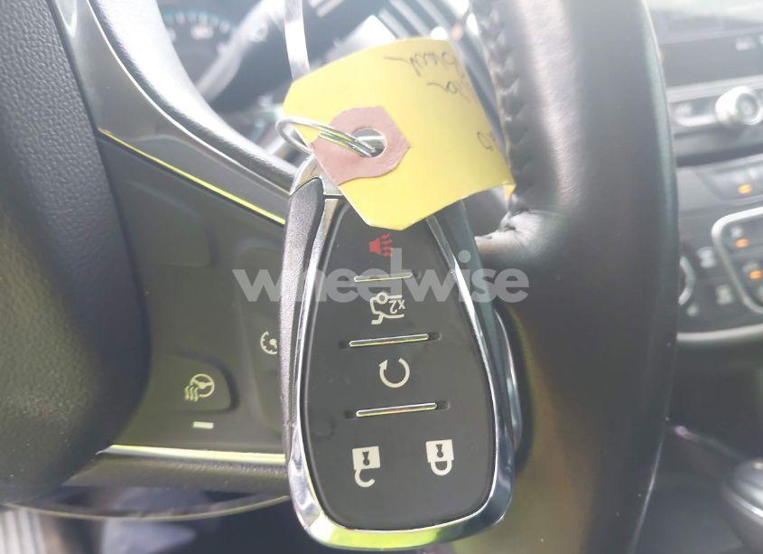 Photo 8 of 2020 Chevrolet Malibu FWD LT (VIN 1G1ZD5ST6LF149877)