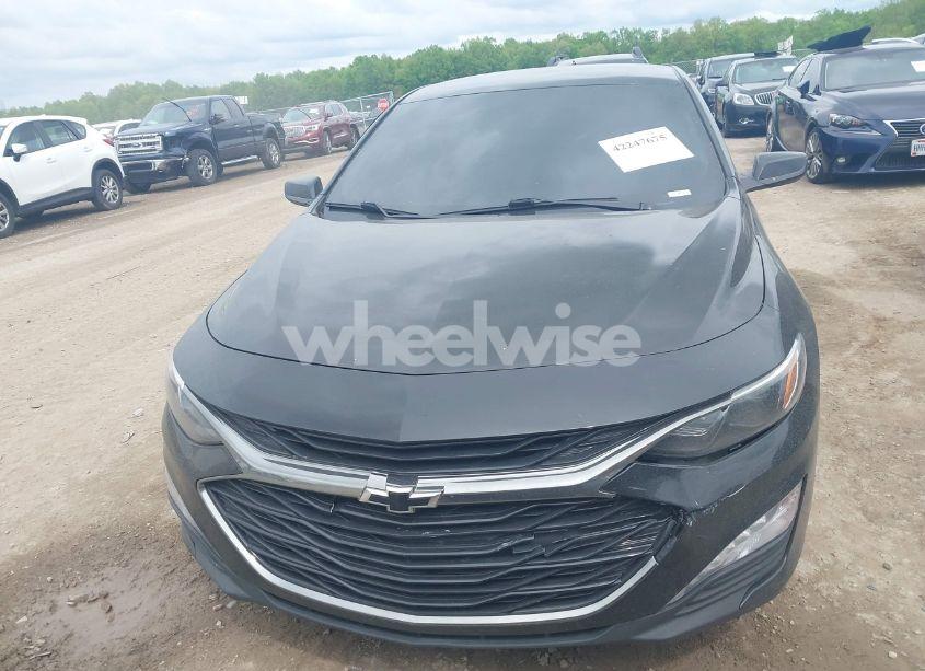Photo 9 of 2020 Chevrolet Malibu FWD LT (VIN 1G1ZD5ST6LF149877)