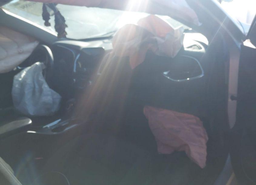 Photo 5 of 2021 Chevrolet Malibu FWD LT (VIN 1G1ZD5ST6MF003870)