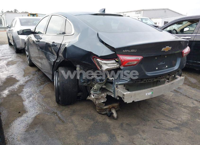 Photo 3 of 2021 Chevrolet Malibu FWD LT (VIN 1G1ZD5ST6MF007269)