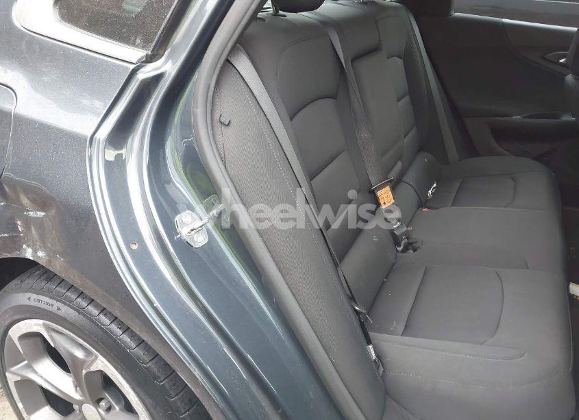 Photo 8 of 2021 Chevrolet Malibu FWD LT (VIN 1G1ZD5ST6MF007269)