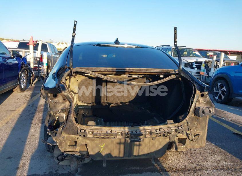 Photo 6 of 2021 Chevrolet Malibu FWD LT (VIN 1G1ZD5ST6MF027618)