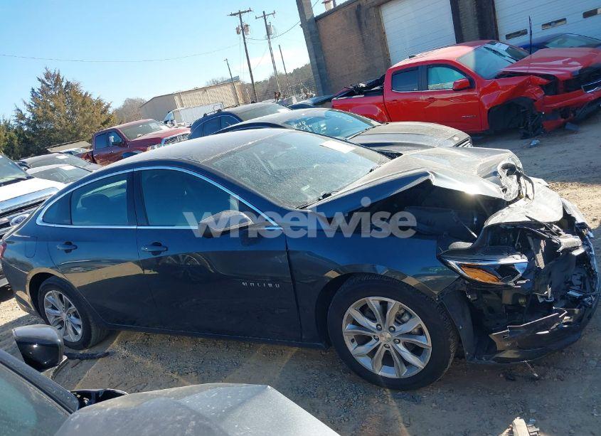 Photo 13 of 2021 Chevrolet Malibu FWD LT (VIN 1G1ZD5ST6MF049537)