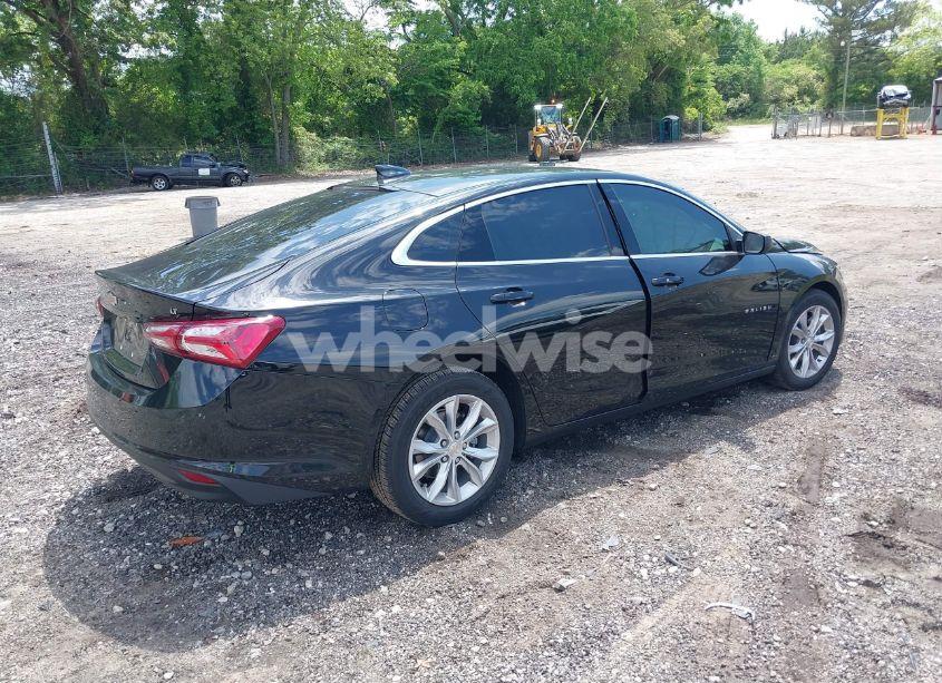 Photo 4 of 2021 Chevrolet Malibu FWD LT (VIN 1G1ZD5ST6MF079959)