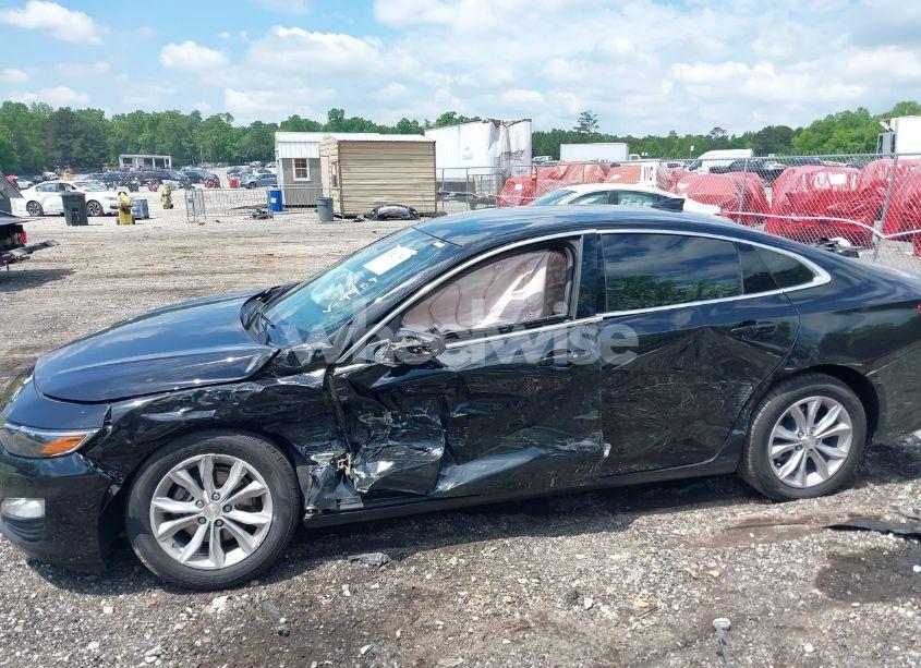 Photo 6 of 2021 Chevrolet Malibu FWD LT (VIN 1G1ZD5ST6MF079959)