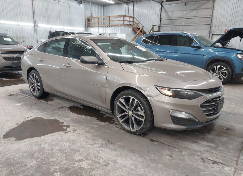 2022 Chevrolet Malibu FWD LT (VIN 1G1ZD5ST6NF114162) main photo