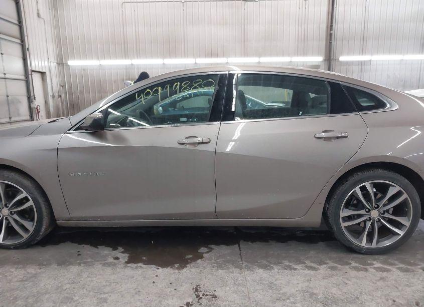 Photo 14 of 2022 Chevrolet Malibu FWD LT (VIN 1G1ZD5ST6NF114162)