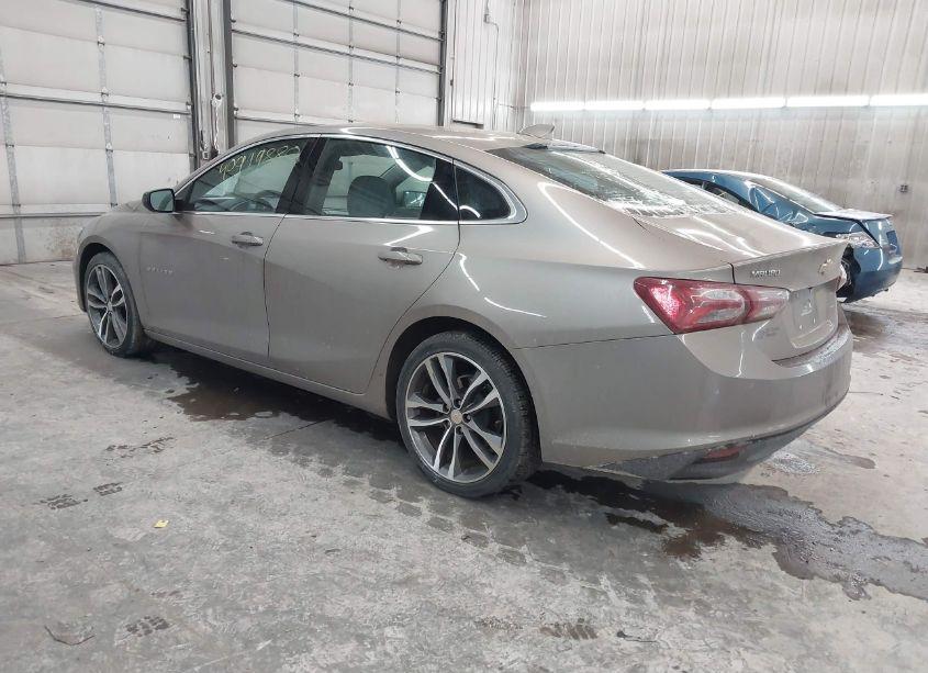 Photo 3 of 2022 Chevrolet Malibu FWD LT (VIN 1G1ZD5ST6NF114162)