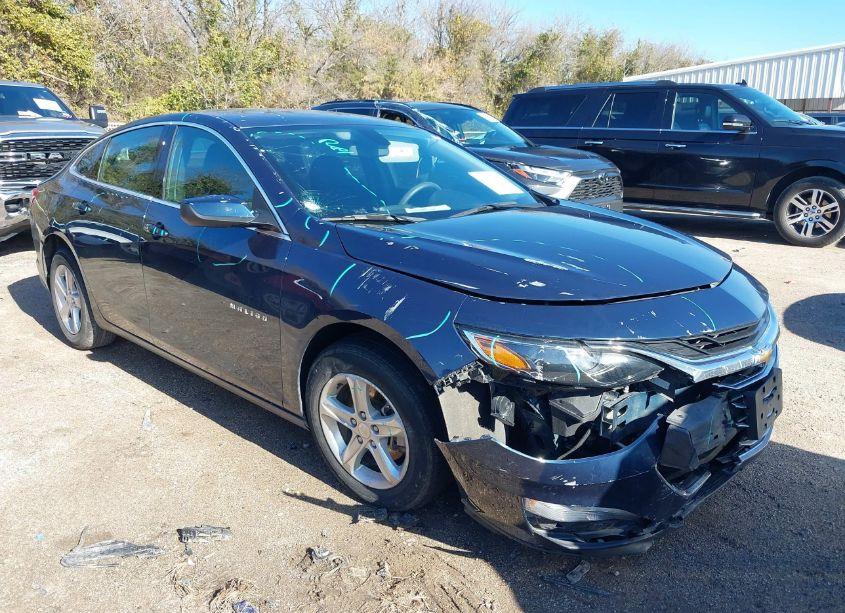 2022 Chevrolet Malibu FWD LT (VIN 1G1ZD5ST6NF134072) main photo
