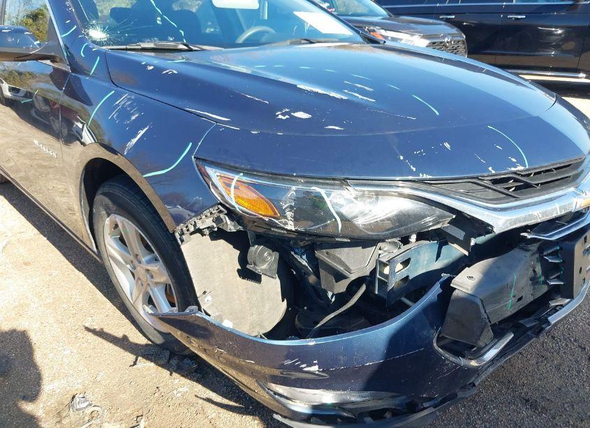 Photo 6 of 2022 Chevrolet Malibu FWD LT (VIN 1G1ZD5ST6NF134072)