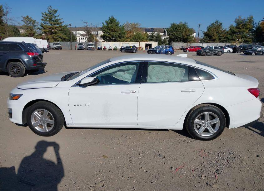 Photo 14 of 2022 Chevrolet Malibu FWD LT (VIN 1G1ZD5ST6NF134217)