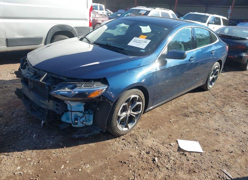 Photo 2 of 2022 Chevrolet Malibu FWD LT (VIN 1G1ZD5ST6NF142012)