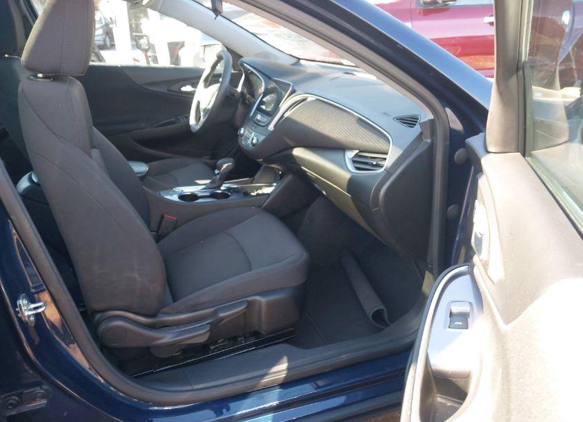 Photo 5 of 2022 Chevrolet Malibu FWD LT (VIN 1G1ZD5ST6NF142012)