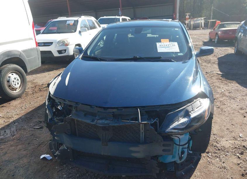 Photo 6 of 2022 Chevrolet Malibu FWD LT (VIN 1G1ZD5ST6NF142012)