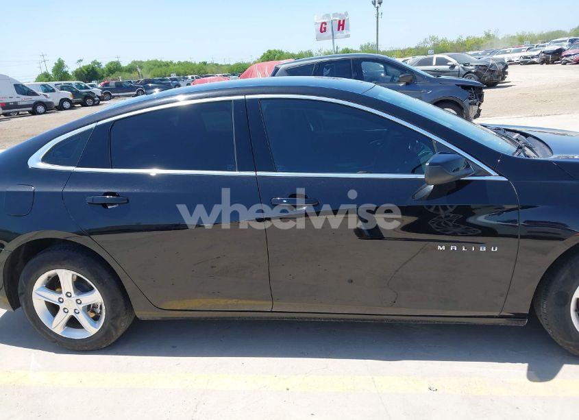 Photo 13 of 2022 Chevrolet Malibu FWD LT (VIN 1G1ZD5ST6NF142267)