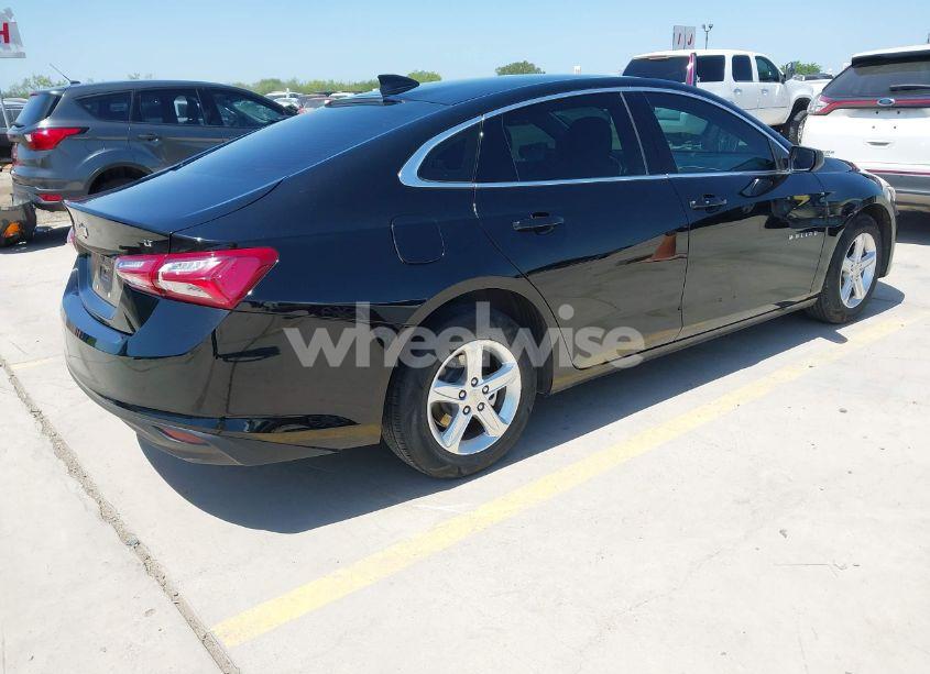 Photo 4 of 2022 Chevrolet Malibu FWD LT (VIN 1G1ZD5ST6NF142267)