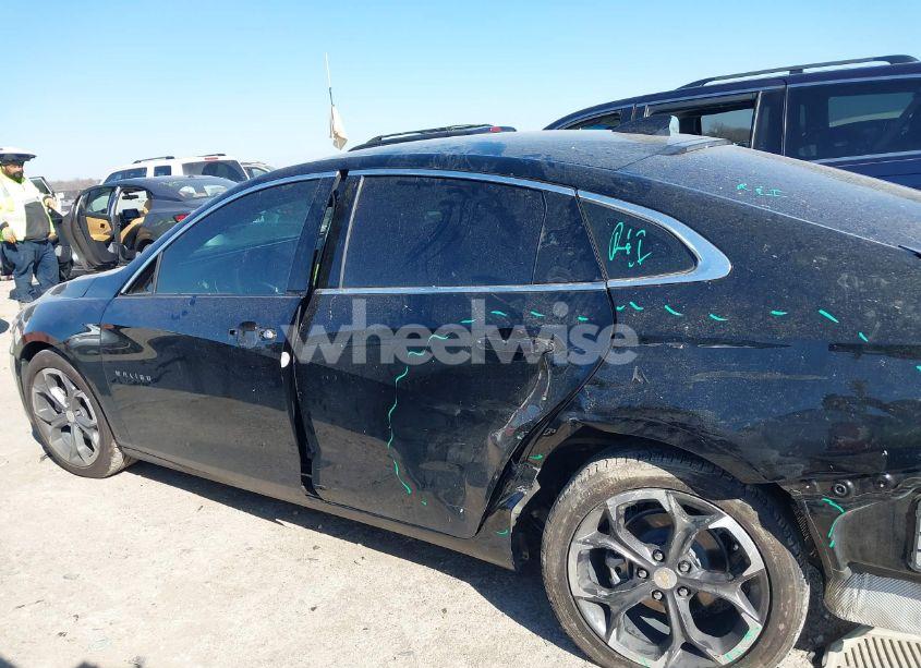 Photo 14 of 2022 Chevrolet Malibu FWD LT (VIN 1G1ZD5ST6NF156900)