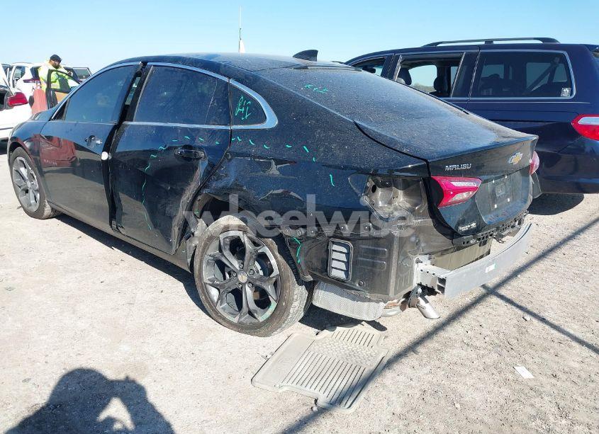 Photo 3 of 2022 Chevrolet Malibu FWD LT (VIN 1G1ZD5ST6NF156900)