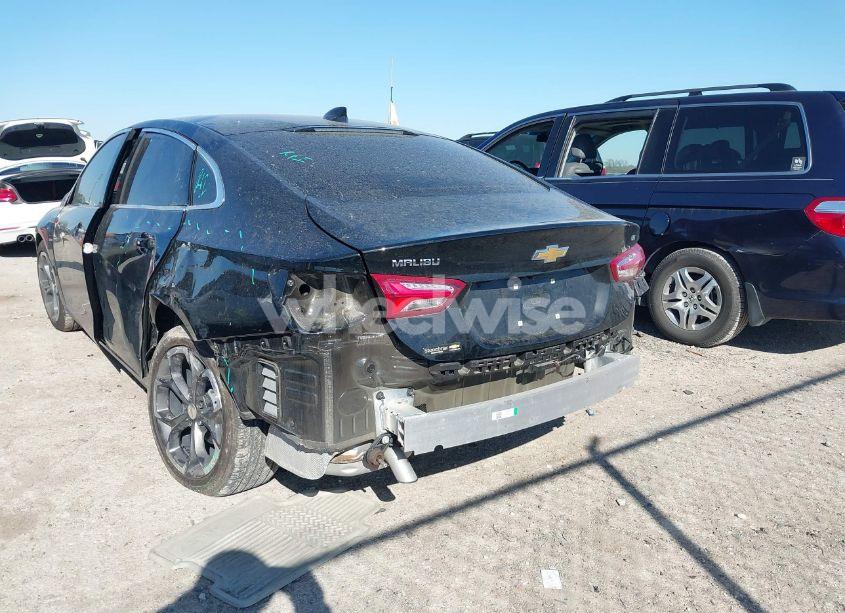 Photo 6 of 2022 Chevrolet Malibu FWD LT (VIN 1G1ZD5ST6NF156900)