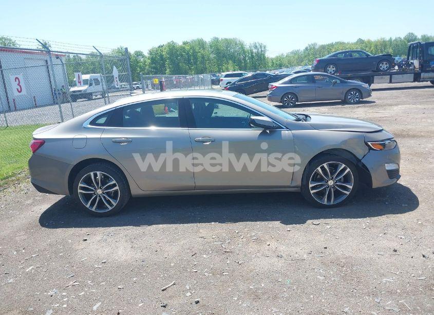Photo 13 of 2022 Chevrolet Malibu FWD LT (VIN 1G1ZD5ST6NF178010)