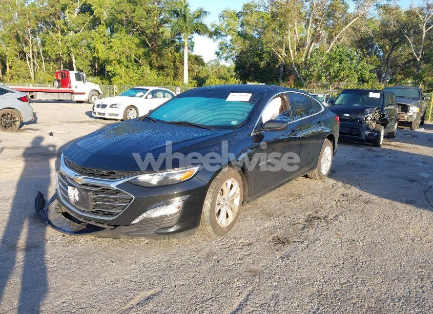 Photo 2 of 2022 Chevrolet Malibu FWD LT (VIN 1G1ZD5ST6NF179934)