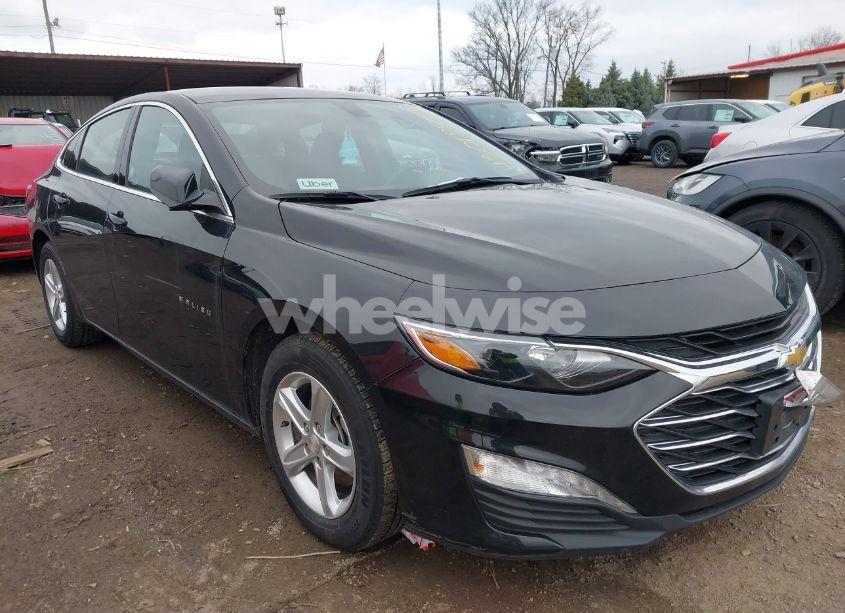 2022 Chevrolet Malibu FWD LT (VIN 1G1ZD5ST6NF184485) main photo