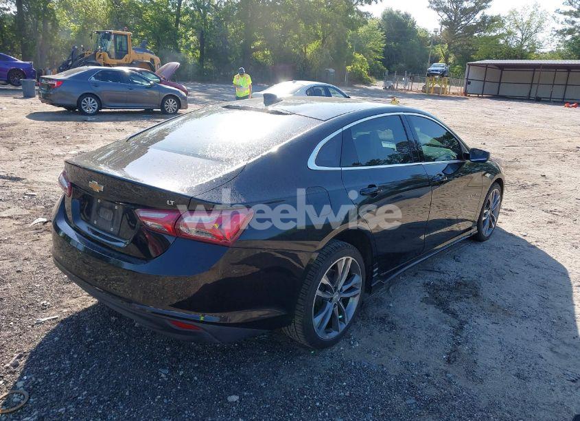 Photo 4 of 2022 Chevrolet Malibu FWD LT (VIN 1G1ZD5ST6NF199309)