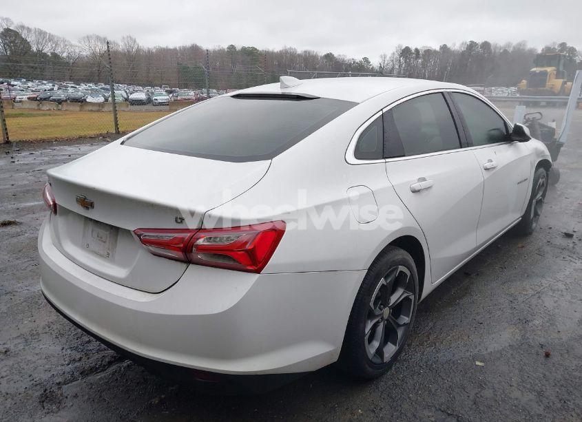 Photo 4 of 2022 Chevrolet Malibu FWD LT (VIN 1G1ZD5ST6NF206694)