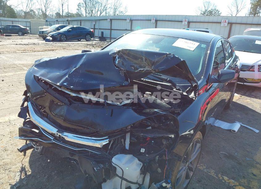 Photo 2 of 2023 Chevrolet Malibu FWD 1LT (VIN 1G1ZD5ST6PF120594)