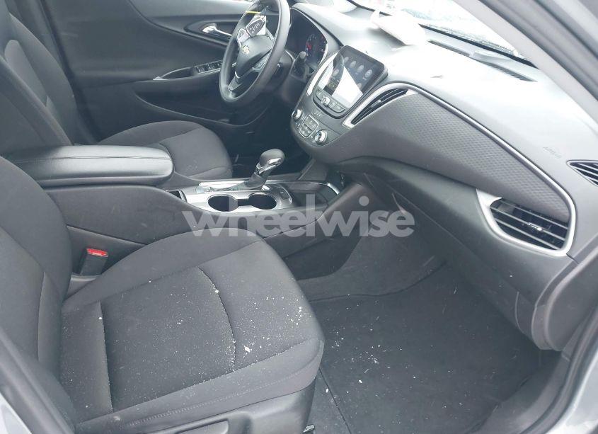 Photo 5 of 2023 Chevrolet Malibu FWD 1LT (VIN 1G1ZD5ST6PF156964)