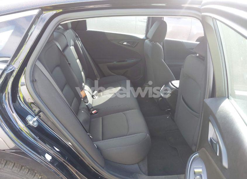 Photo 8 of 2023 Chevrolet Malibu FWD 1LT (VIN 1G1ZD5ST6PF169553)