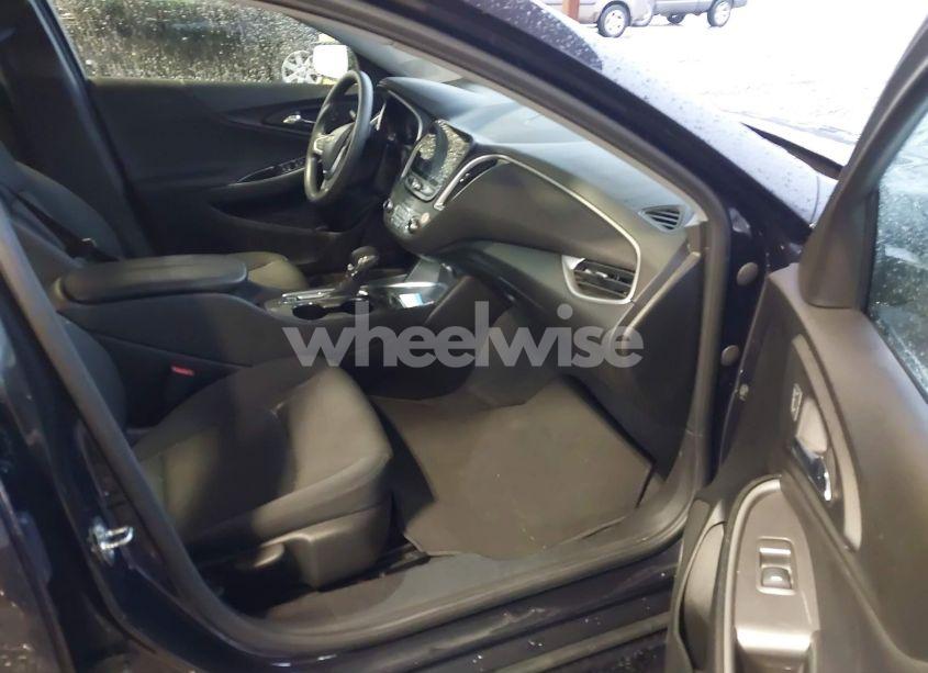 Photo 5 of 2023 Chevrolet Malibu FWD 1LT (VIN 1G1ZD5ST6PF170007)
