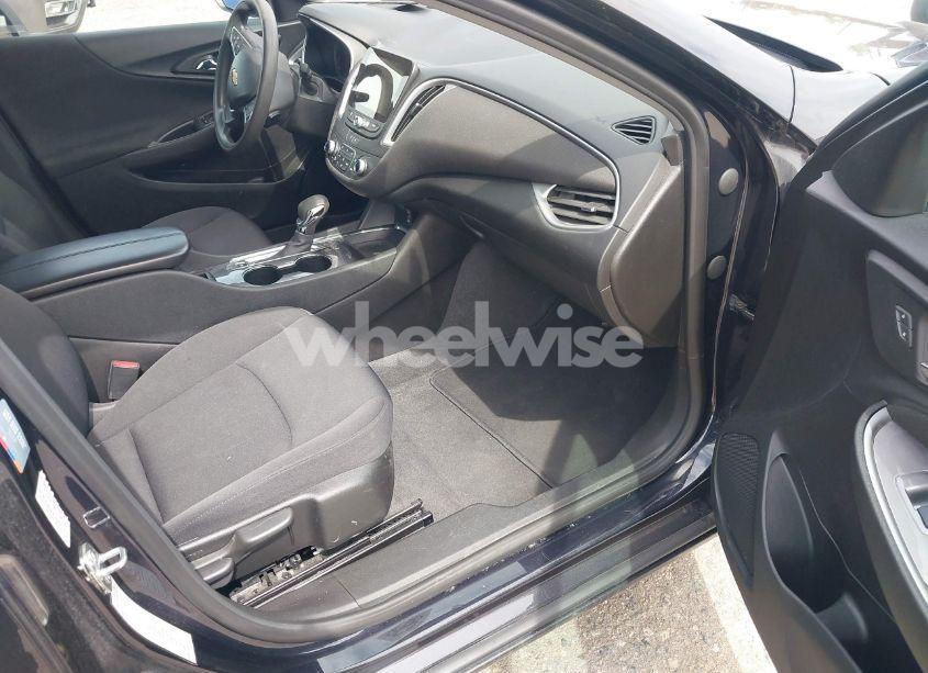 Photo 5 of 2023 Chevrolet Malibu FWD 1LT (VIN 1G1ZD5ST6PF171870)