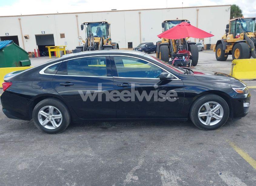 Photo 13 of 2023 Chevrolet Malibu FWD 1LT (VIN 1G1ZD5ST6PF175692)