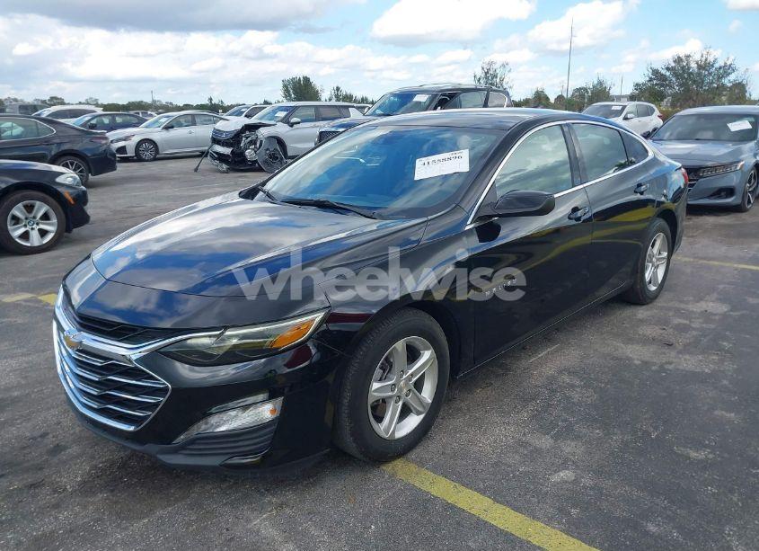 Photo 2 of 2023 Chevrolet Malibu FWD 1LT (VIN 1G1ZD5ST6PF175692)