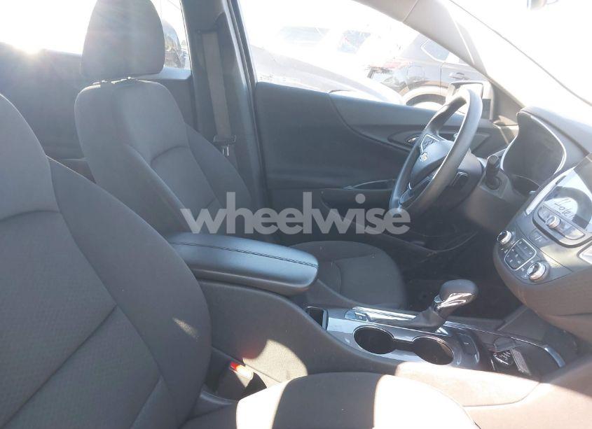 Photo 5 of 2023 Chevrolet Malibu FWD 1LT (VIN 1G1ZD5ST6PF187714)