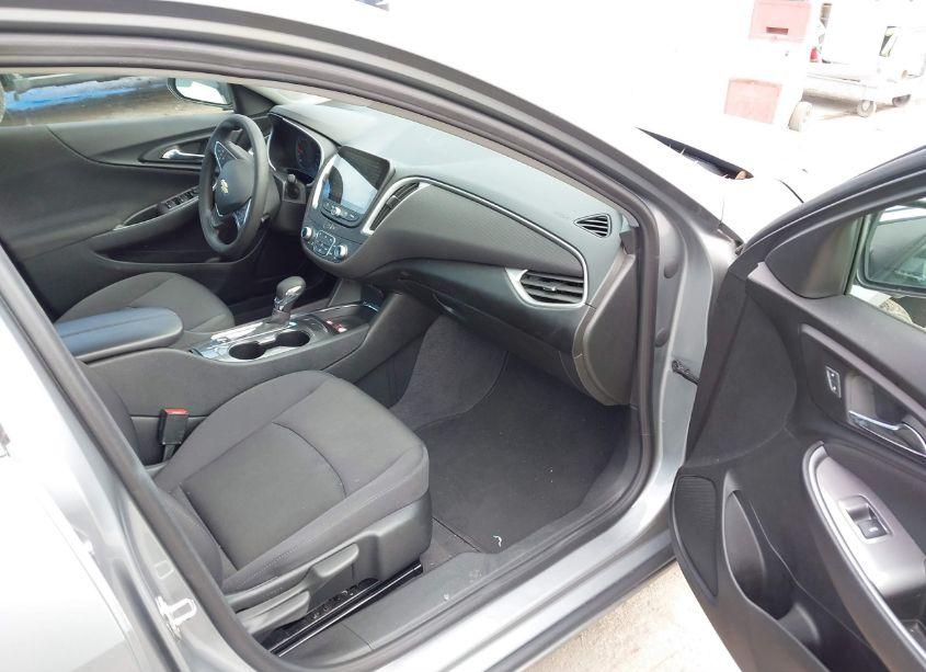 Photo 5 of 2023 Chevrolet Malibu FWD 1LT (VIN 1G1ZD5ST6PF188314)