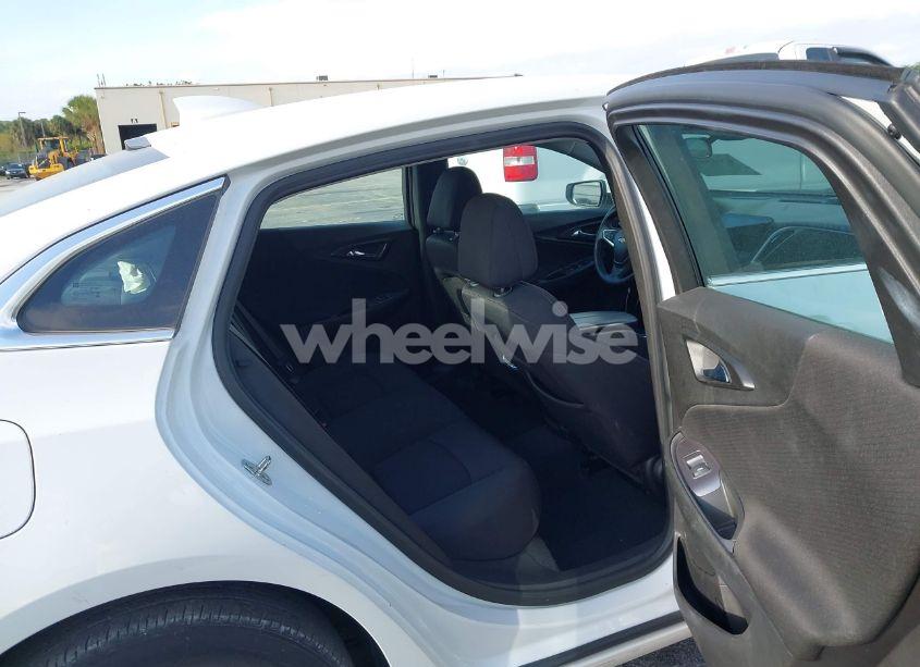 Photo 8 of 2023 Chevrolet Malibu FWD 1LT (VIN 1G1ZD5ST6PF207394)