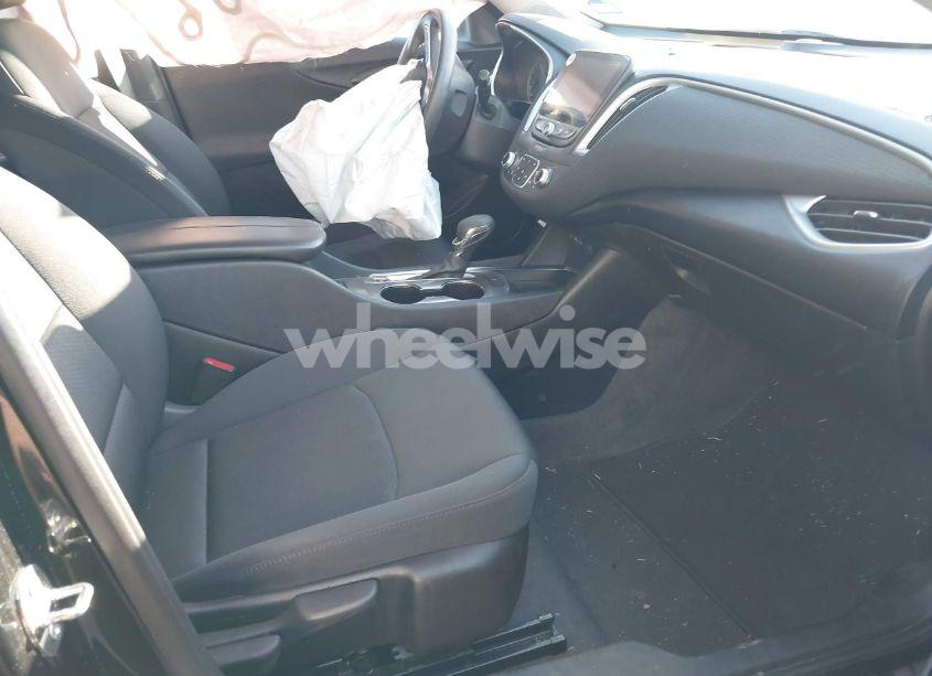 Photo 5 of 2023 Chevrolet Malibu FWD 1LT (VIN 1G1ZD5ST6PF211865)