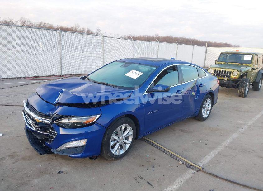Photo 2 of 2023 Chevrolet Malibu FWD 1LT (VIN 1G1ZD5ST6PF219125)