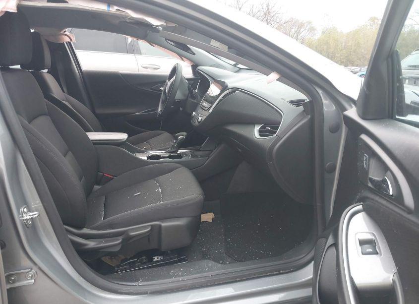 Photo 5 of 2023 Chevrolet Malibu FWD 1LT (VIN 1G1ZD5ST6PF232988)
