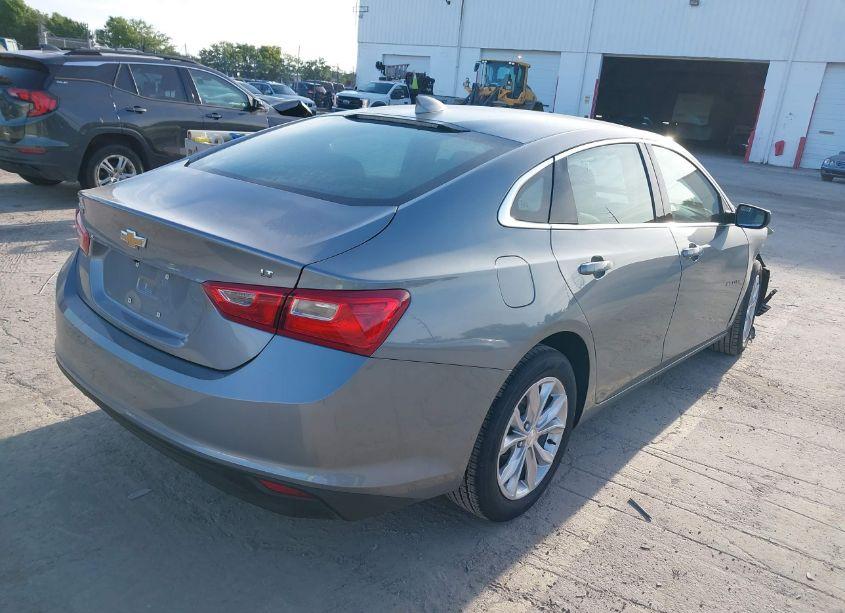 Photo 4 of 2023 Chevrolet Malibu FWD 1LT (VIN 1G1ZD5ST6PF234952)