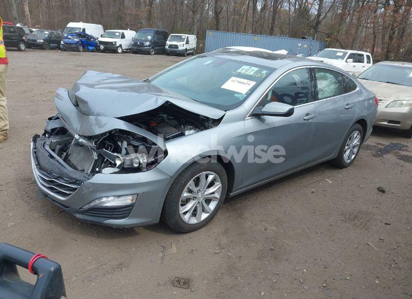 Photo 2 of 2023 Chevrolet Malibu FWD 1LT (VIN 1G1ZD5ST6PF250231)